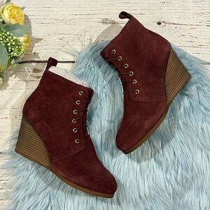 NWOB Diba Stitch Fix Blake Suede Bootie in Burgundy Women's